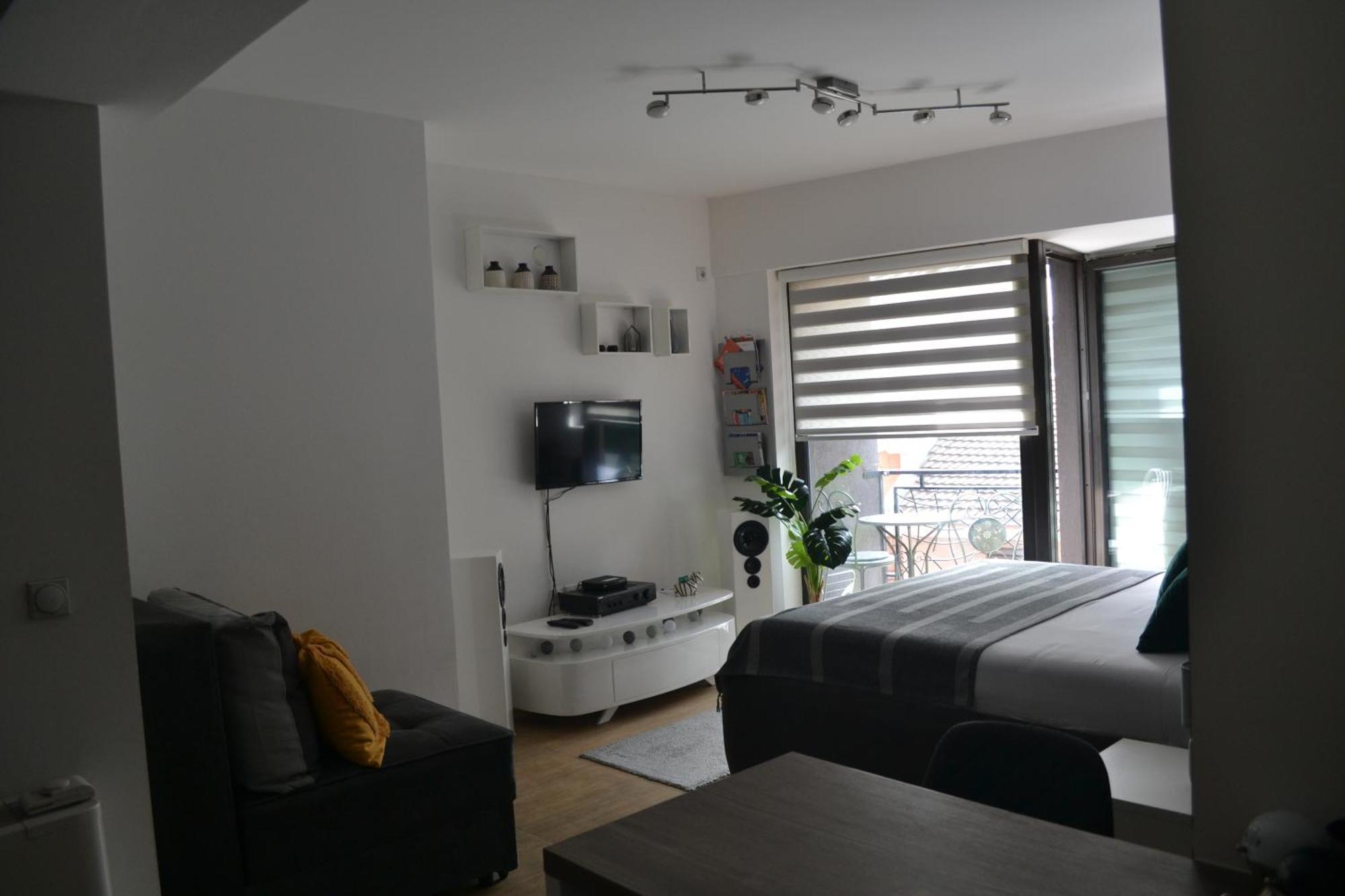 Urban Apartment Ni Exteriér fotografie
