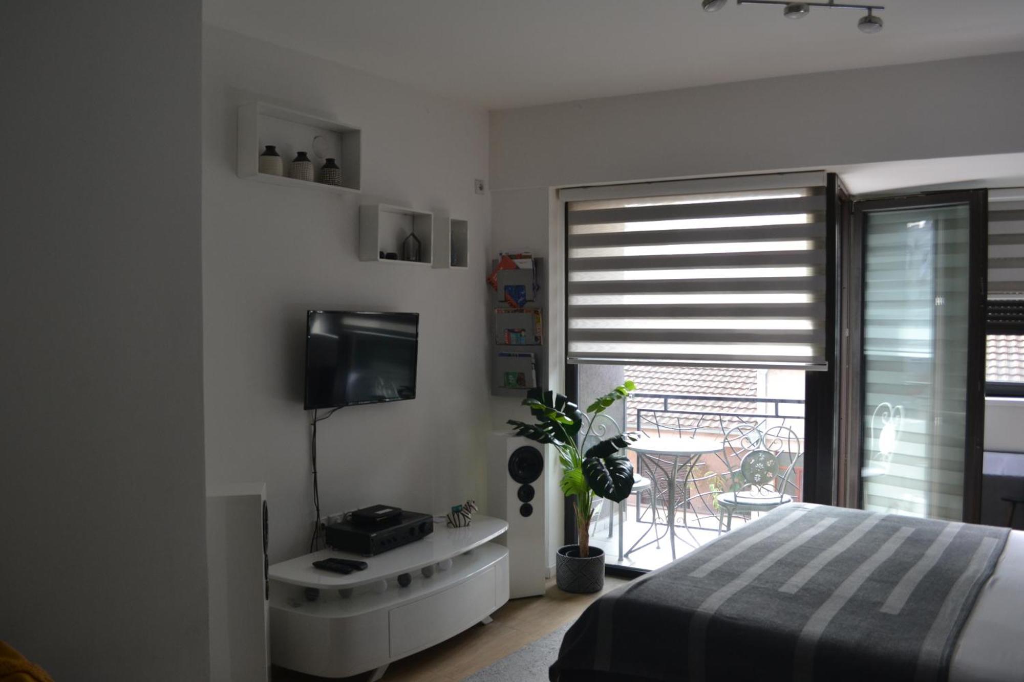 Urban Apartment Ni Exteriér fotografie